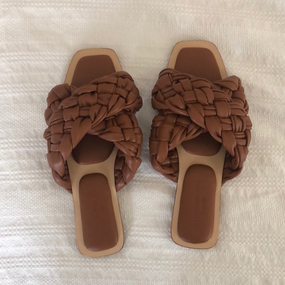 Braided sandals - Picture 1 of 2